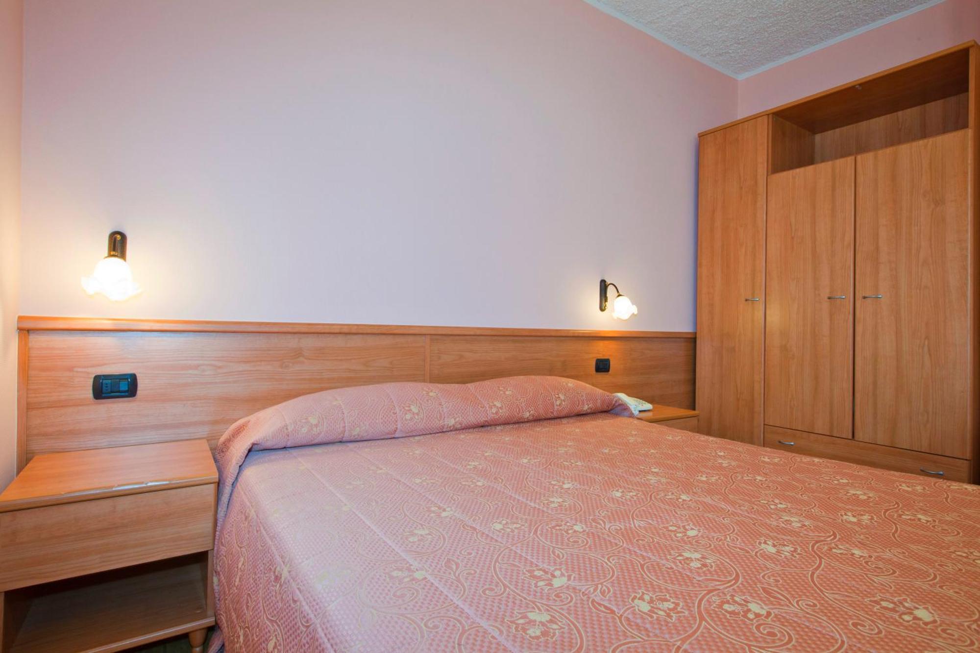 Hotel Migliorati Castione della Presolana Room photo