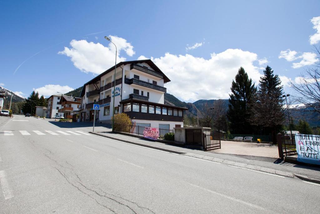 Hotel Migliorati Castione della Presolana Exterior photo