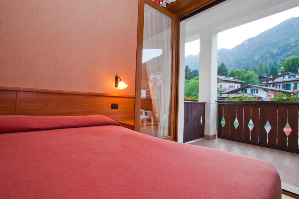 Hotel Migliorati Castione della Presolana Exterior photo